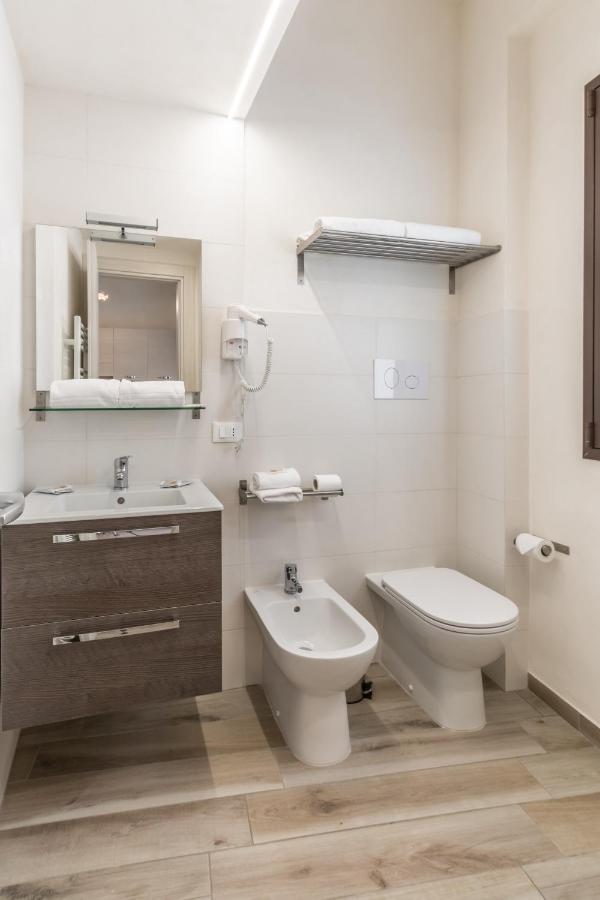 The Bell Apartment Комизо Екстериор снимка